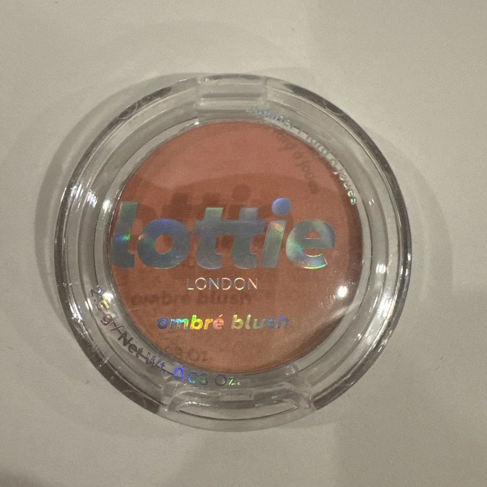 10x Lottie London Powder Blusher, Shade: Ombré Blush Exposed - 2.5g